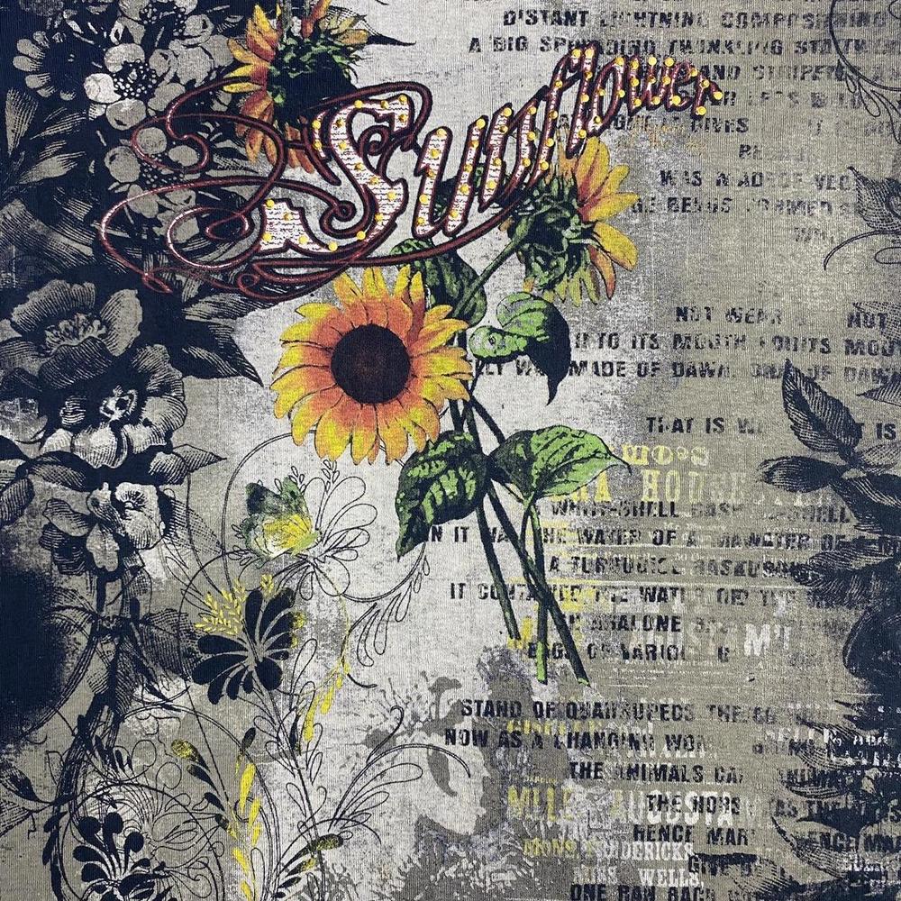 Grunge Rhinestone Sunflower Tee - Picture 2 of 4